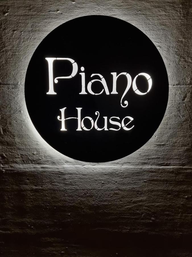 Apartament Travel La Casa Piano House,Cu Parcare Alba Iulia Eksteriør bilde