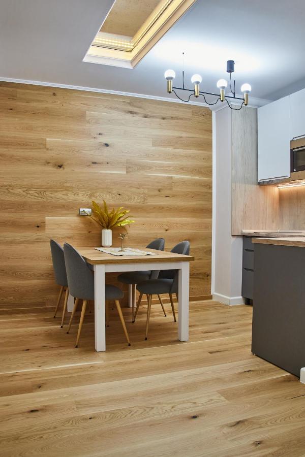 Apartament Travel La Casa Piano House,Cu Parcare Alba Iulia Eksteriør bilde
